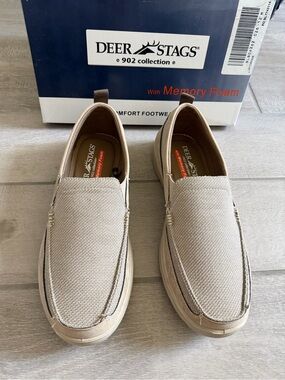 Deer Stags Men’s Slip-On Loafer in Beige/Tan